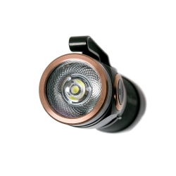 TORCIA FENIX E18 750 LUMEN TORCIA FENIX E18 750 LUMEN