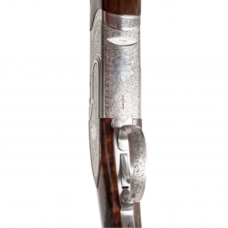 Beretta 687 EELL Diamond Pigeon Game Scene